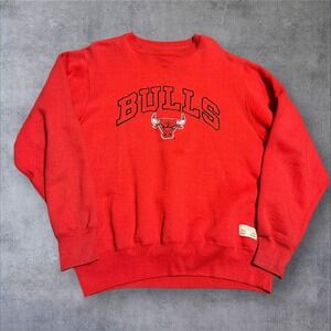 Vintage‎ Logo 7 Chicago Bulls Embroidered Basketball Red Sweatshirt Large